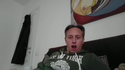 sten015 online show from April 2, 12:12 pm