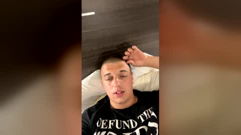Honestly Im a slut I have a high sex drive and I love talking to people off this platform  online show from June 9, 8:19 pm