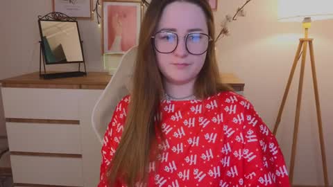 Snapshot of steph_sweet chatting on December 18, 10:02 pm Emma online show from December 18, 10:02 pm