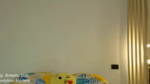 stephany online show from February 15, 6:37 am