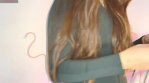 Emma online show from April 24, 9:17 pm