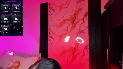         online show from March 21, 1:33 am