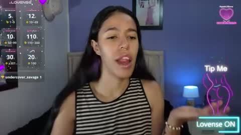 Stephania online show from June 26, 1:05 pm