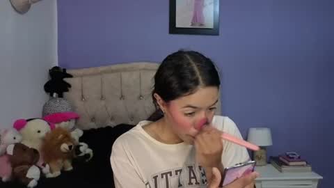 Stephania online show from July 9, 3:05 pm