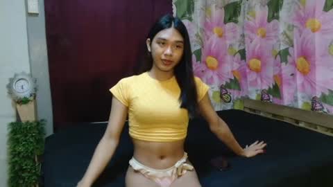 stephanie_zee online show from June 27, 12:11 pm