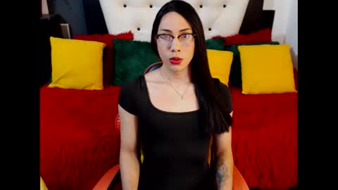 stephanieparadis online show from May 12, 5:11 pm