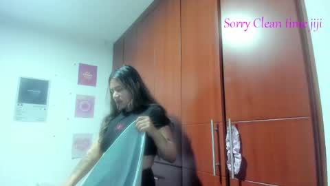 Stephanie  online show from December 23, 3:45 am