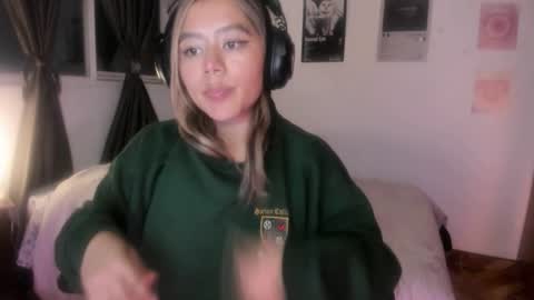 Stephanie  online show from March 2, 5:08 am