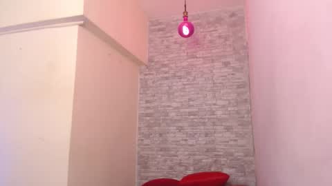 stephany_rodriguez_ online show from October 29, 11:23 am