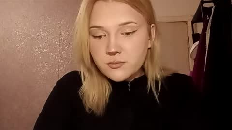 stesha447163 online show from March 18, 9:53 pm