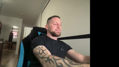 steve897819 online show from January 6, 6:23 pm