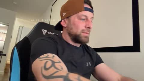 steve897819 online show from February 10, 3:48 pm