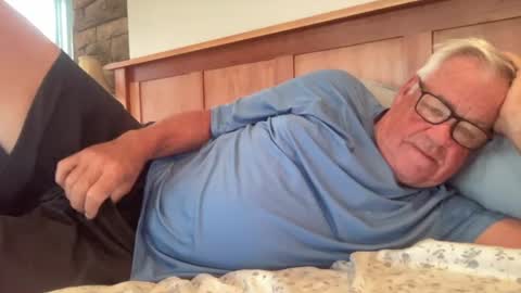 Steve online show from August 4, 9:38 am
