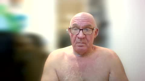 stevejons47 online show from February 24, 6:04 pm