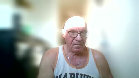 stevejons47 online show from October 23, 12:28 pm