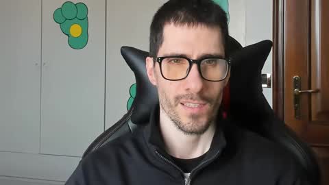 Snapshot of stevex870 chatting on March 3, 1:45 pm Steve online show from March 3, 1:45 pm