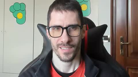 Snapshot of stevex870 chatting on October 25, 8:13 am Steve online show from October 25, 8:13 am