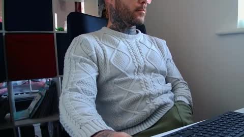 stevie_rae online show from October 25, 3:45 pm