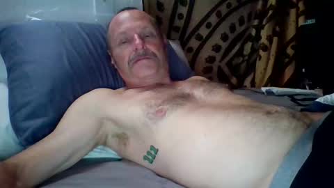 steviehard7 online show from November 6, 10:18 am