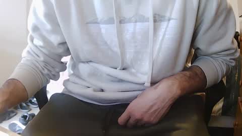 Chillguy online show from February 17, 8:06 pm