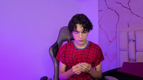 Sthepano  online show from March 4, 3:58 am