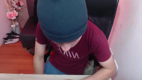 Stich online show from February 9, 1:59 pm