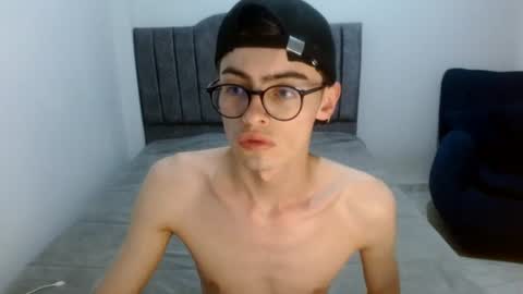 stiv_grant online show from June 20, 10:43 am