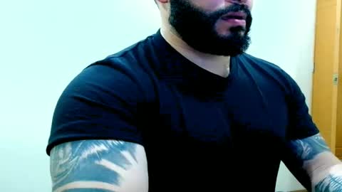 stiven253958 online show from May 5, 11:21 pm