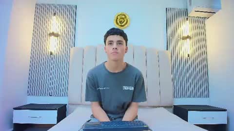 stiven_cooper2 online show from June 24, 12:34 pm