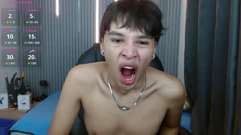 Stiwen online show from June 8, 1:01 pm