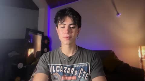 Stolas online show from March 15, 11:30 pm