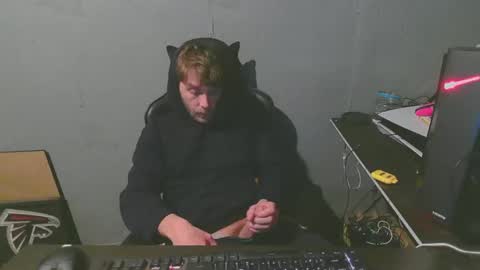 stonedpanda77 online show from December 29, 10:25 pm