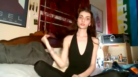 stonedtranny69 online show from February 22, 1:55 am