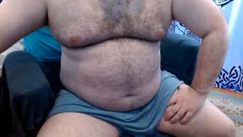Stonerbear42 online show from June 17, 11:15 am
