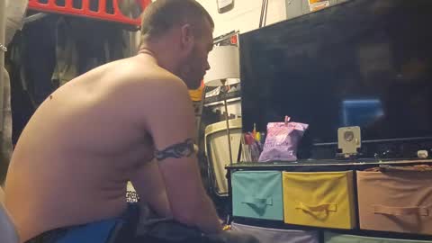 Str8 online show from March 9, 5:55 am