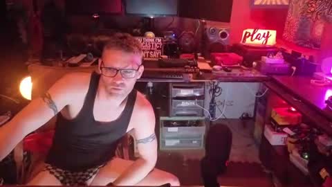 Str8 online show from June 24, 12:12 pm