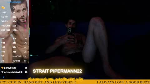 straitpipermann22 online show from December 17, 3:46 am