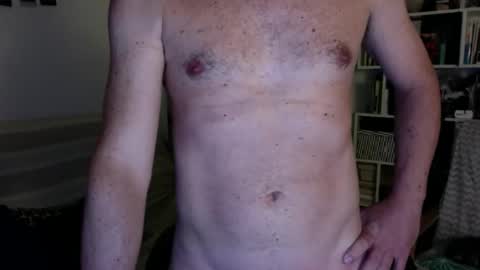 send me pics  if you want online show from October 21, 5:05 pm