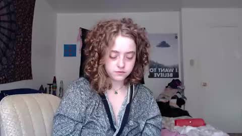 Strawberrylotsacake online show from February 9, 2:53 pm