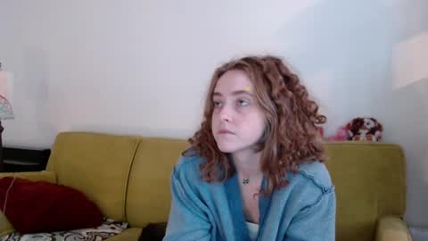 Strawberrylotsacake online show from December 17, 4:03 pm