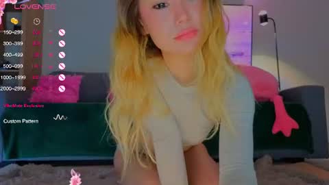 Tati and Lola online show from July 10, 5:45 am