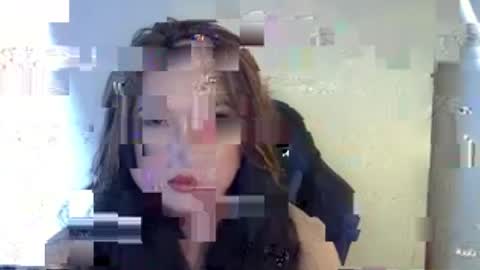 strawberrywine07 online show from July 12, 2:42 pm