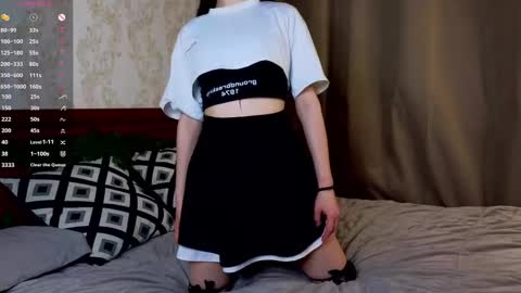 stringycompeer online show from March 11, 7:39 pm