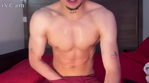 stronghardlatino online show from May 1, 4:56 pm