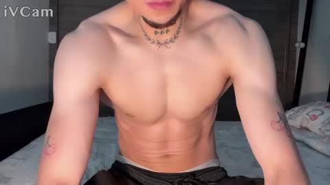 stronghardlatino online show from July 18, 3:08 am