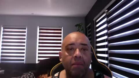 Snapshot of stronglikbullse619259 chatting on October 22, 1:02 pm stronglikbullse619259 online show from October 22, 1:02 pm