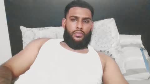 stuckinthe222 online show from November 5, 3:19 am