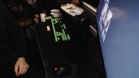 stud69861714 online show from March 23, 3:44 am