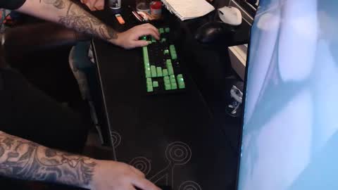 stud69861714 online show from January 10, 6:19 am