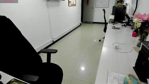 studcb_ online show from May 14, 11:25 pm